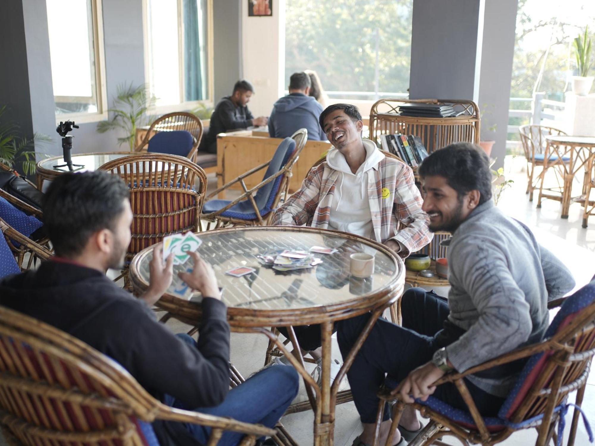 Ostello Skyard Rishikesh, Laxman Jhula Esterno foto